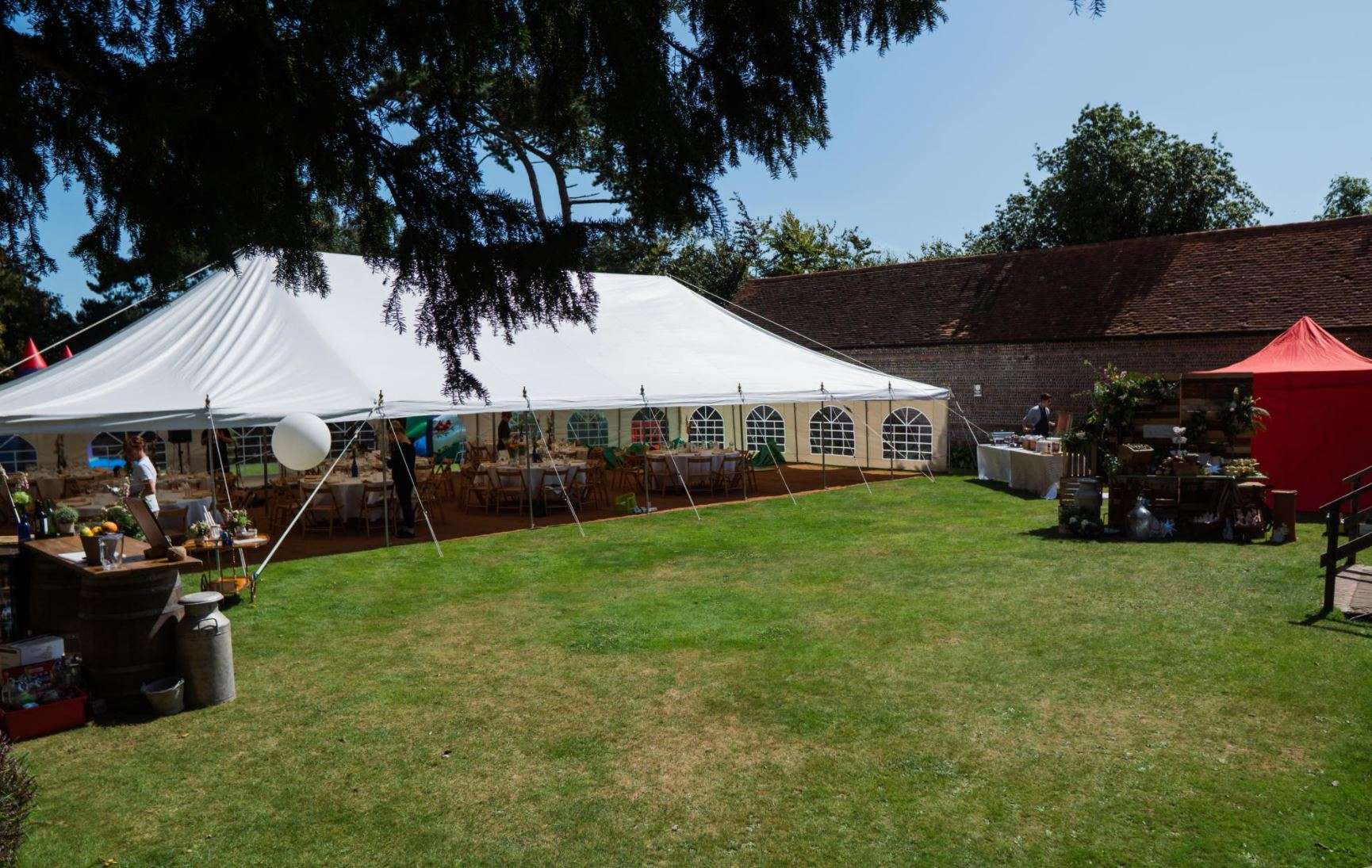 Affordable Party Tents in Oxford for Hire Instant Rental Prices